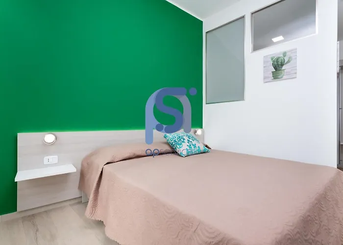 Panorama - Self Check In 4* Чефалу