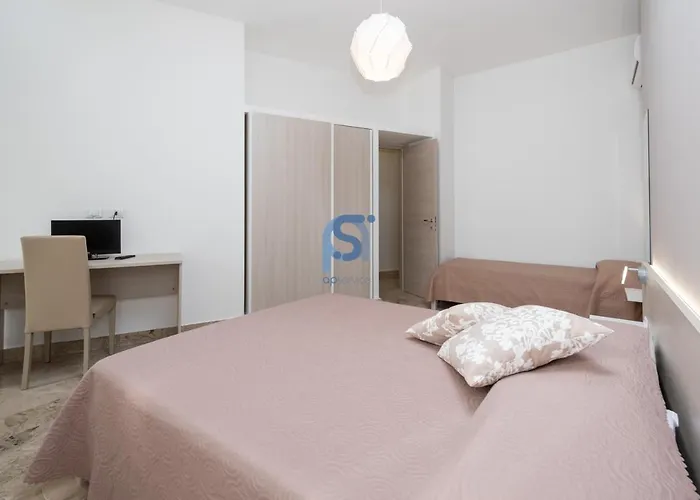 Panorama - Self Check In Готель типу 